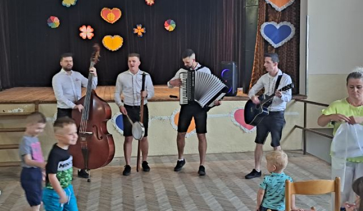 Deň matiek – nedeľa 21.05. Deň matiek – nedeľa 21.05.