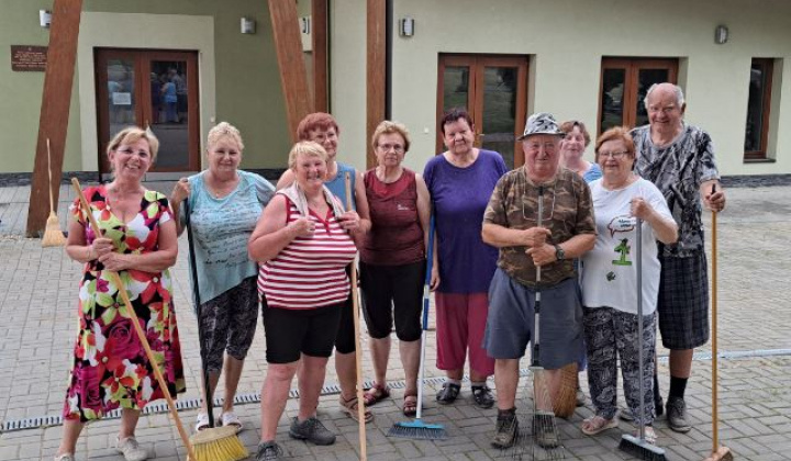 Brigáda na cintoríne – Jednota dôchodcov 21.06. Brigáda na cintoríne – Jednota dôchodcov 21.06.